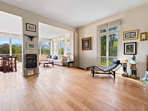 Maison 10 pièces 289 m²