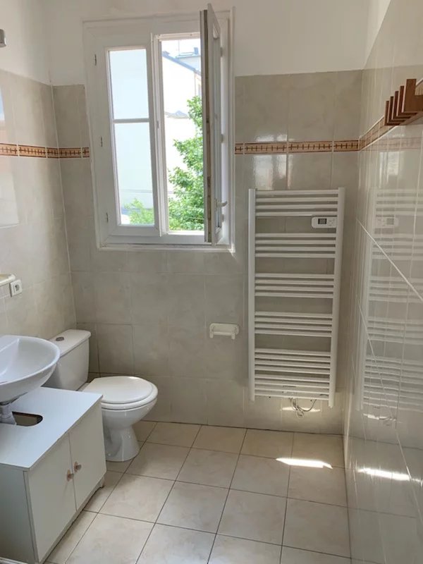 Immeuble 216 m² - 10