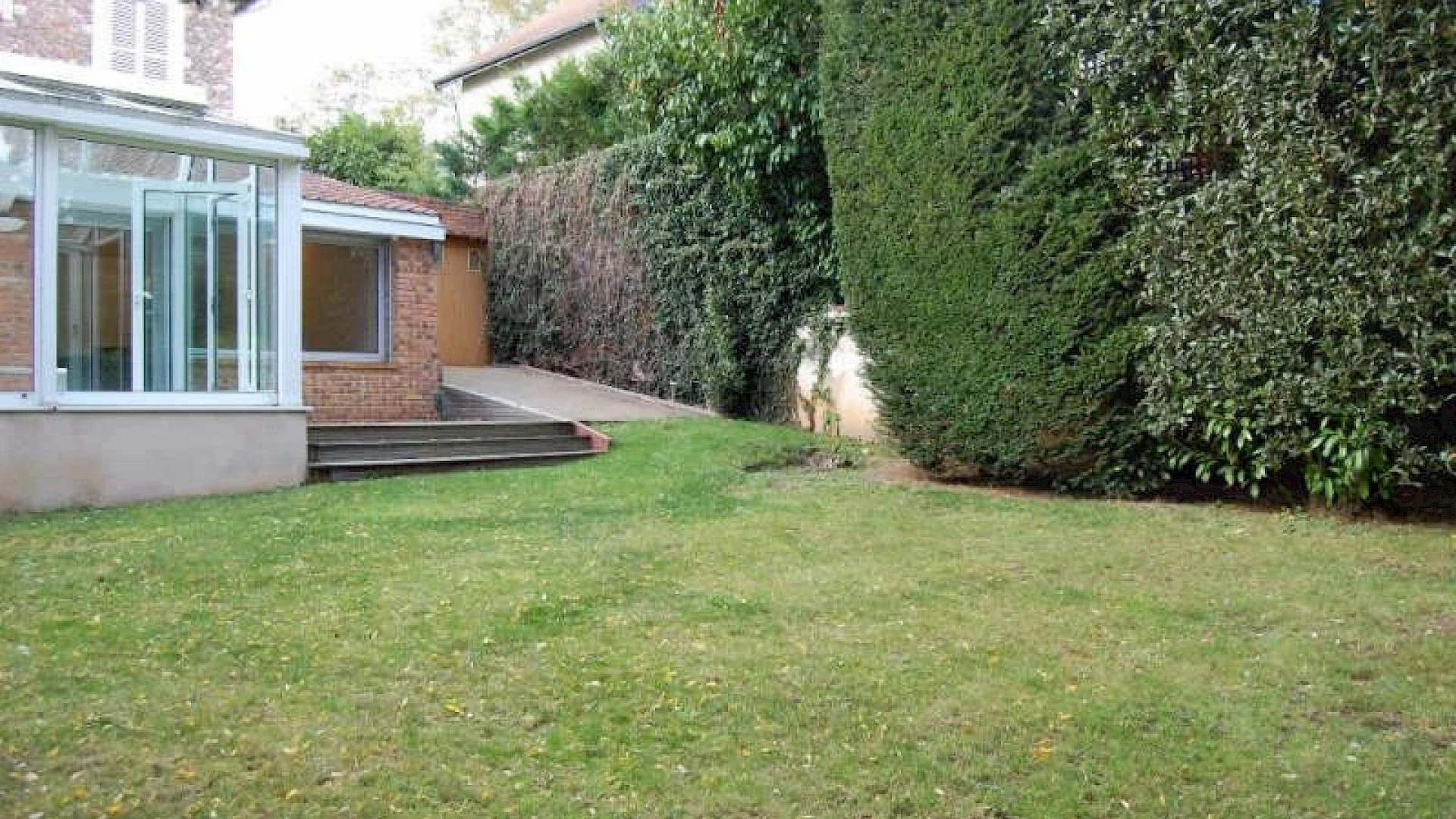 Maison 8 pièces 220 m²