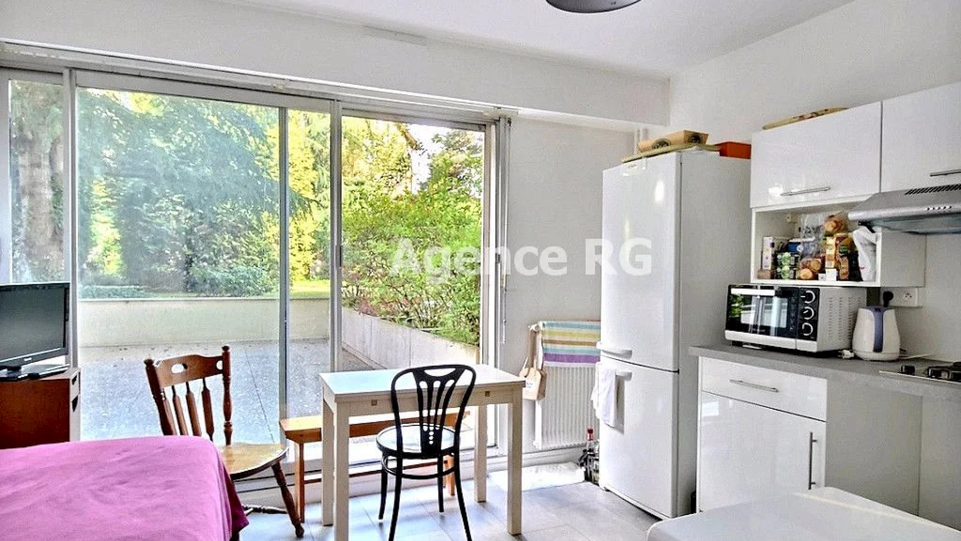 Appartement 1 pièce 15,76 m²