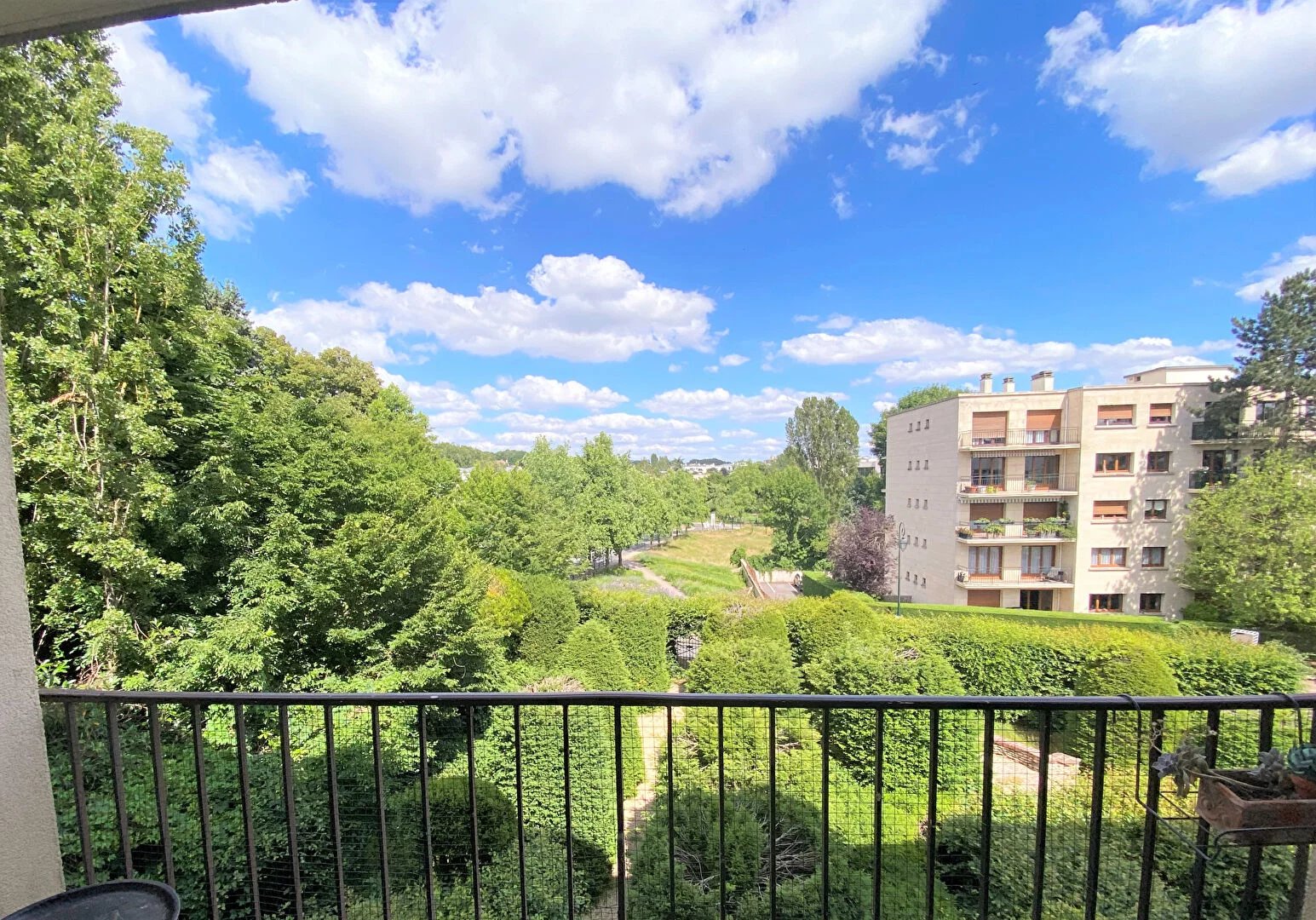 Appartement 2 pièces 61 m² - 1